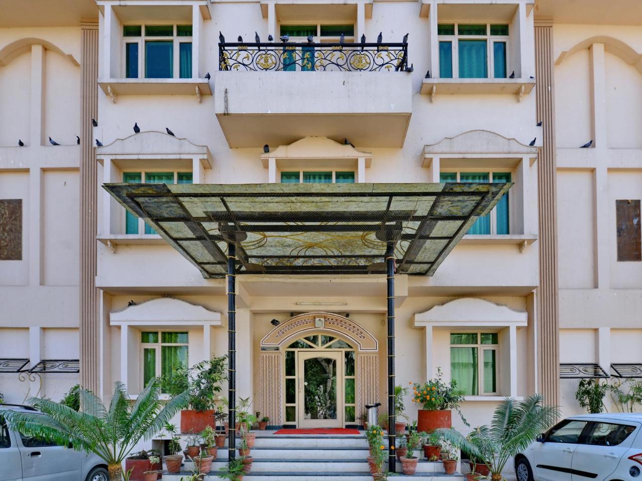 Oyo 8051 Hotel Don Jon Jaipur Eksteriør bilde